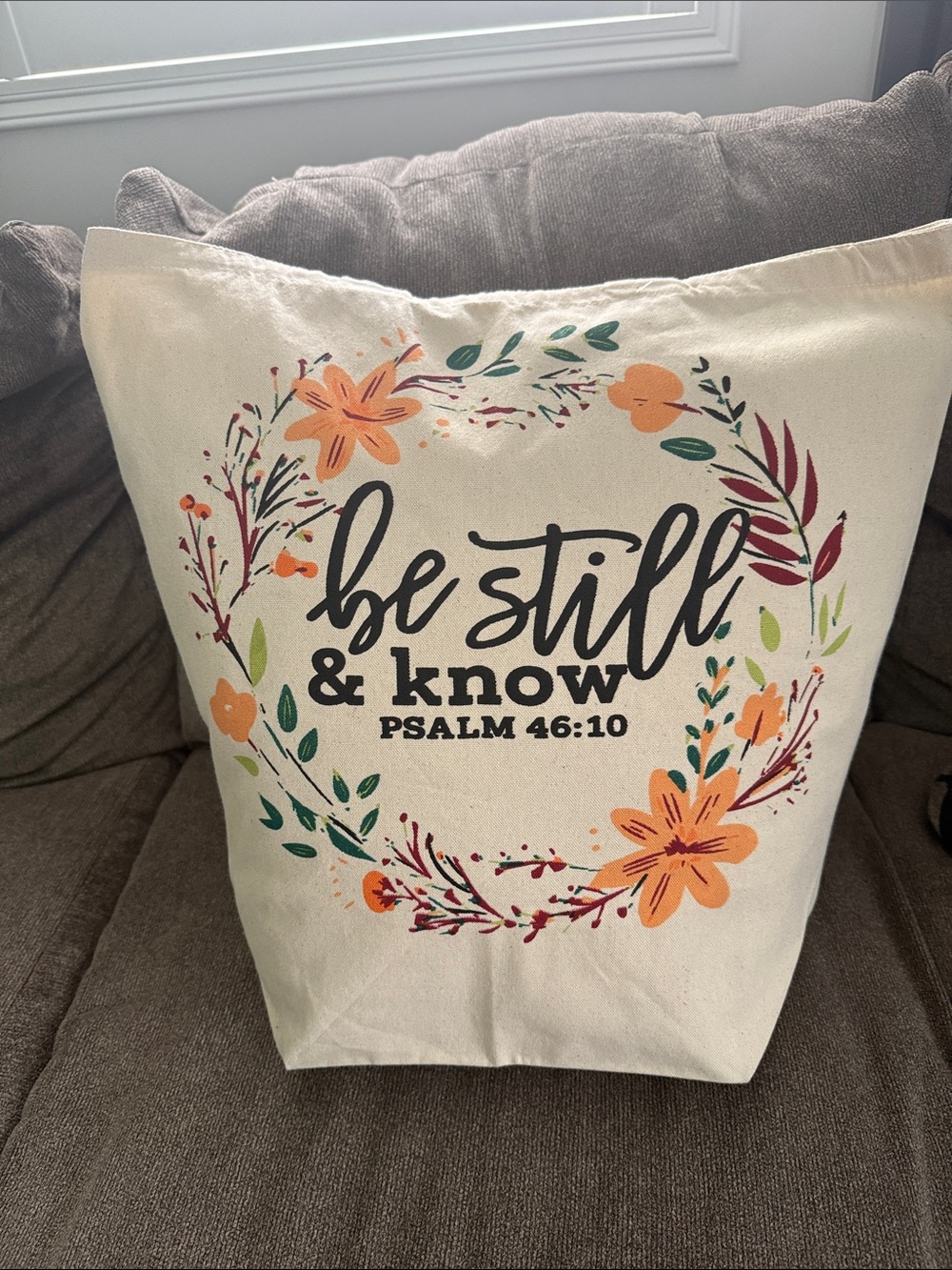 Be Still & Know Floral Wreath Canvas Tote - Cream Big size 20x19 New